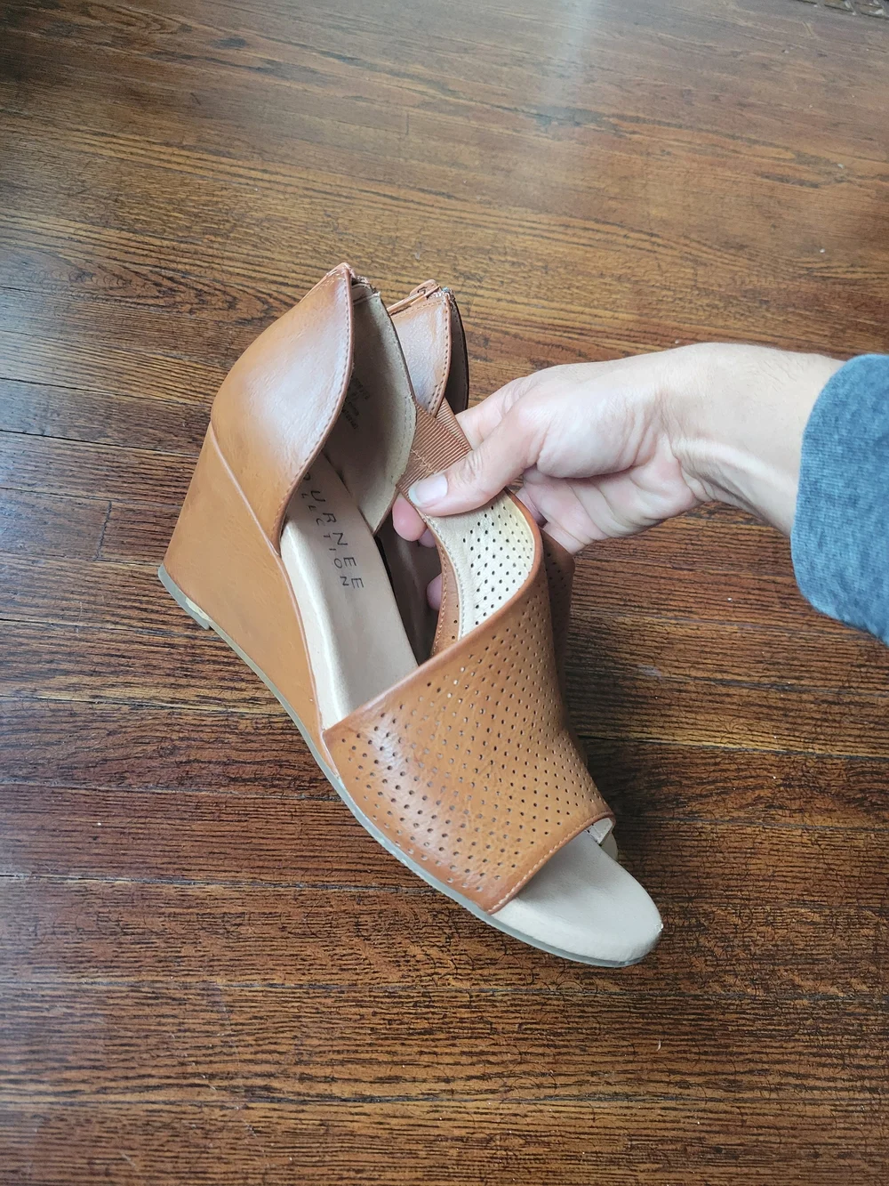 Journee Collection Womens 6.5 Cognac Brown Aretha Peep Toe Wedge Sandals